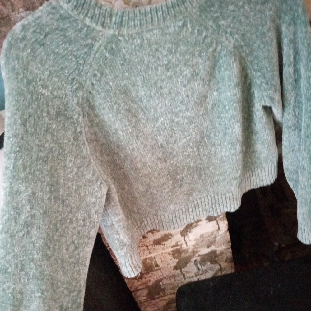 Seafoam cropped sweater by Forever 21 - Picture 2 of 5